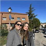 Soy una profe de mates hasta primaria y que puede dar apoyo al estudio en casi todas las asignaturas en todos los cursos